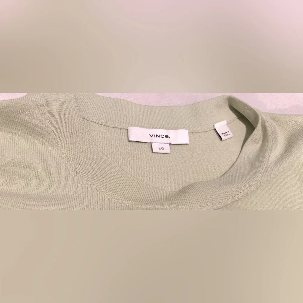 Vince Stretch Knit Sweater Light Green Size Large Minimalist Lightweight NWOT